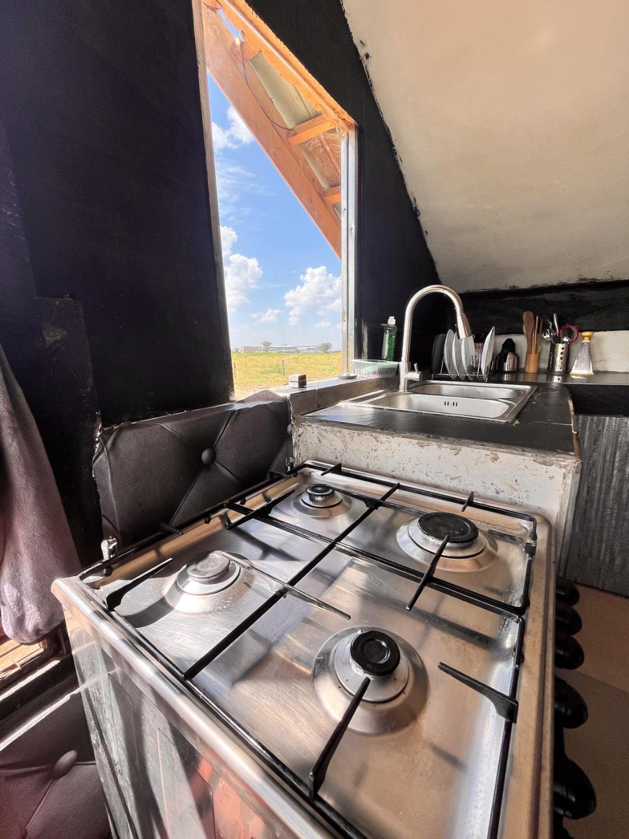 Oloitokitok Kilimanjaro View Cabin-Amboseli מראה חיצוני תמונה