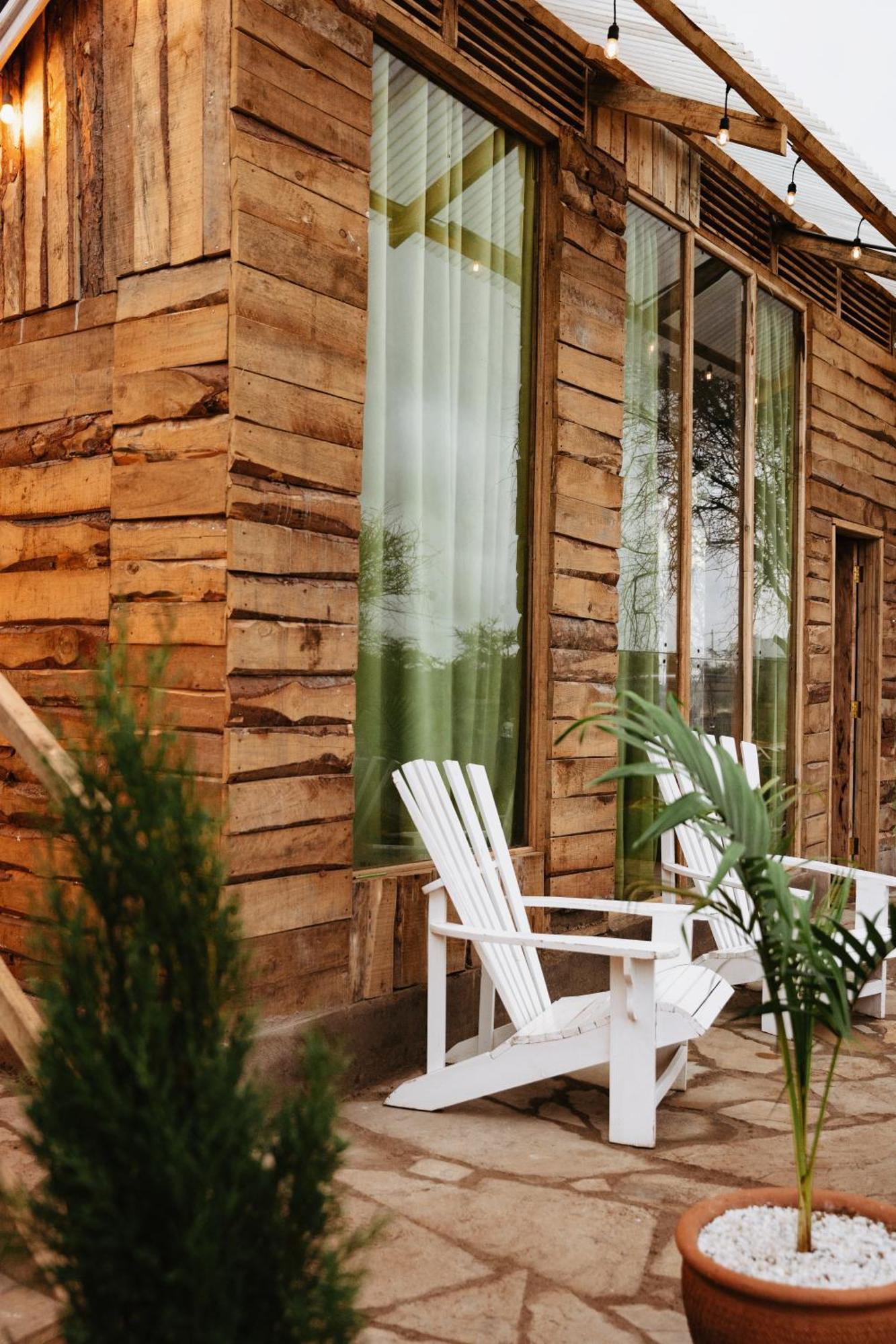 Oloitokitok Kilimanjaro View Cabin-Amboseli מראה חיצוני תמונה
