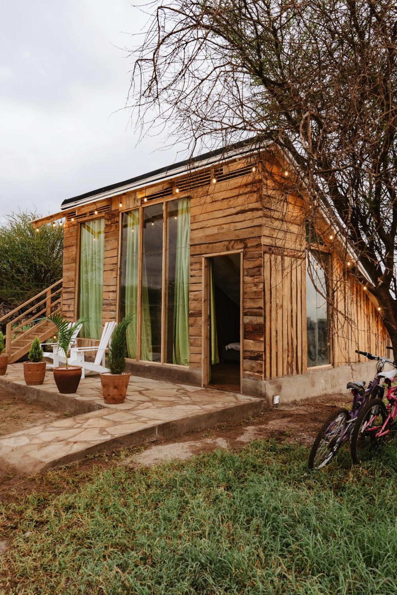 Oloitokitok Kilimanjaro View Cabin-Amboseli מראה חיצוני תמונה